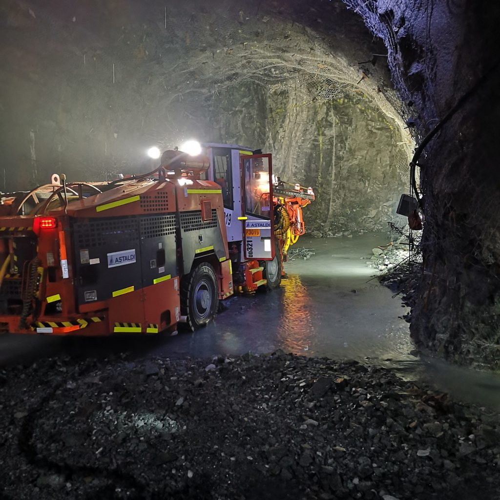CTES saluda a los mineros en su día
