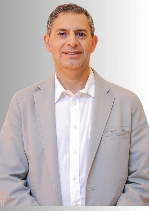 Luis Uribe