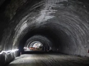 Connection of the AVO I and AVO II tunnels is completed to move forward with the final closure of the Américo Vespucio ring road